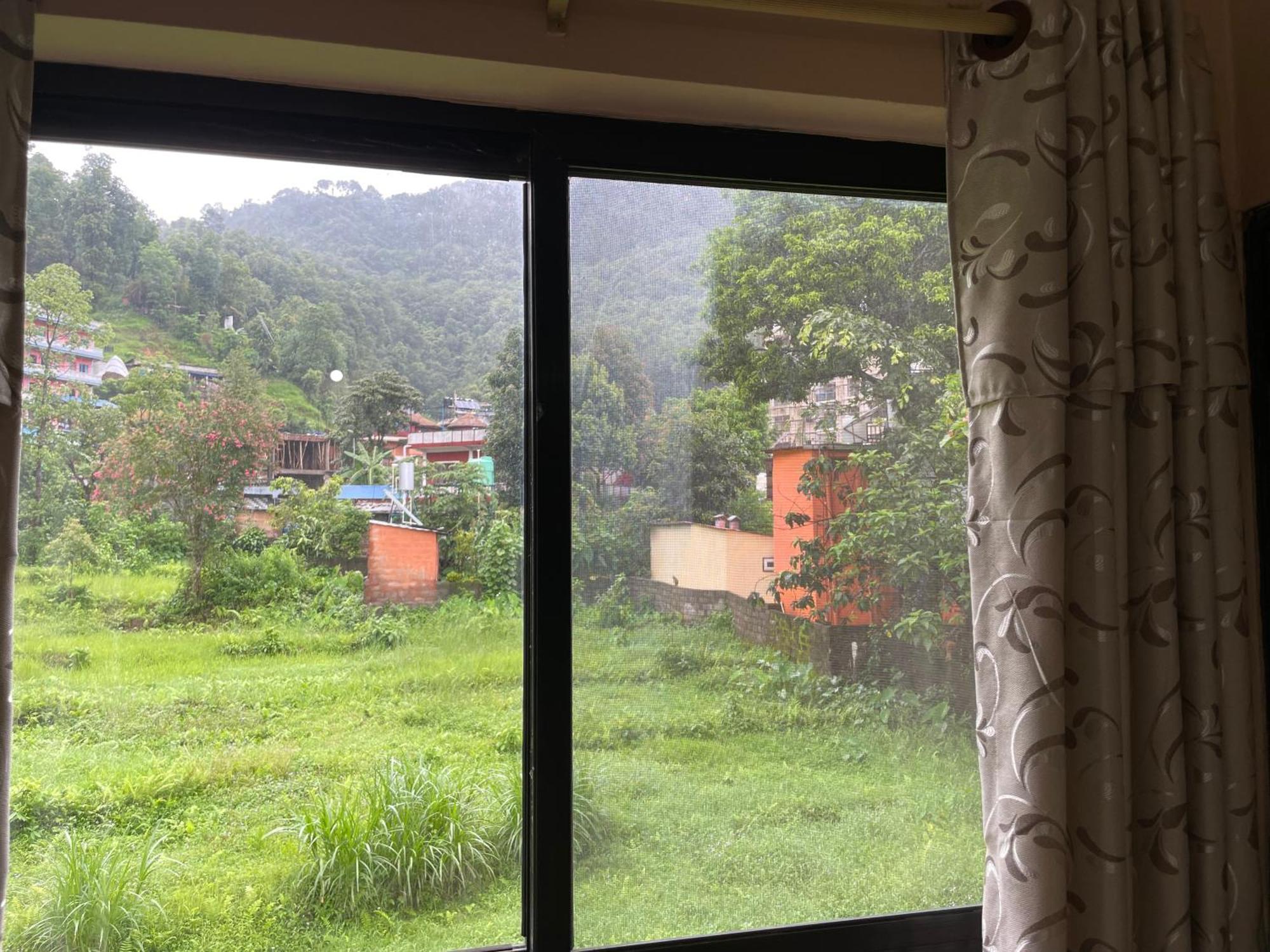 Yuriko Guest House Pokhara Exterior photo